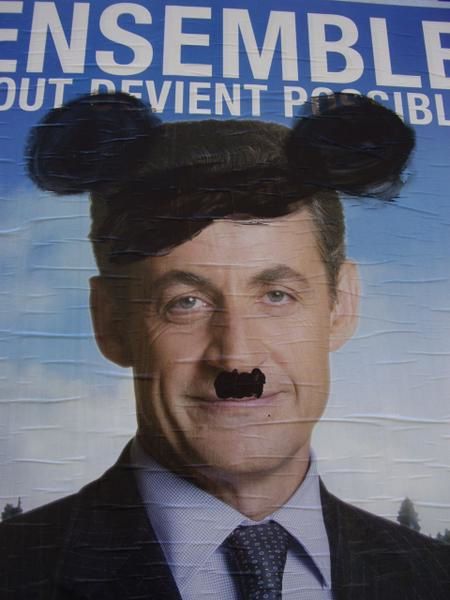 Affiche-Sarko-Mickey.jpg