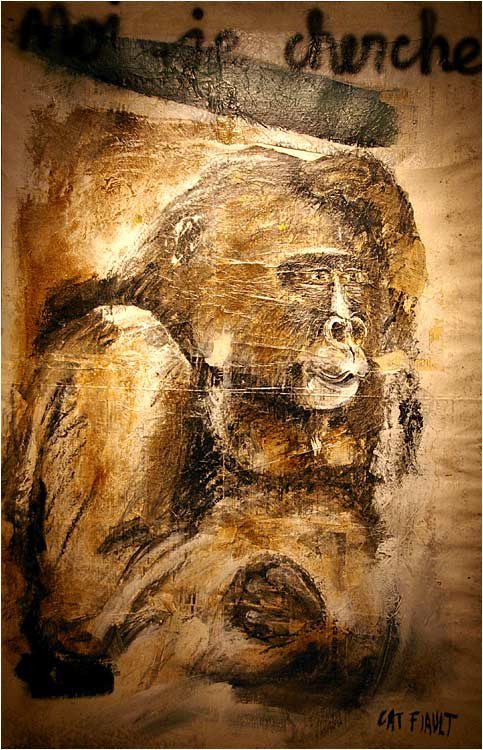 Photos de tableaux exposés au Palais des Arts et du Festival de Dinard pendant l'exposition consacrée aux grand singes.