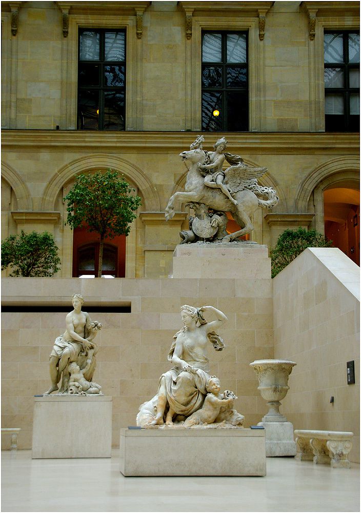 Voici en photos une visite du Louvre en décembre 2010.