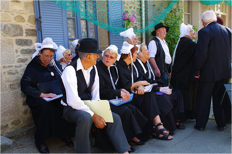 Fête traditionnelle organisée par le Comité des fêtes de Saint-Suliac : animations, danses, chants, défilé , restauration à l'ancienne dans le bourg et sur le front de Rance.