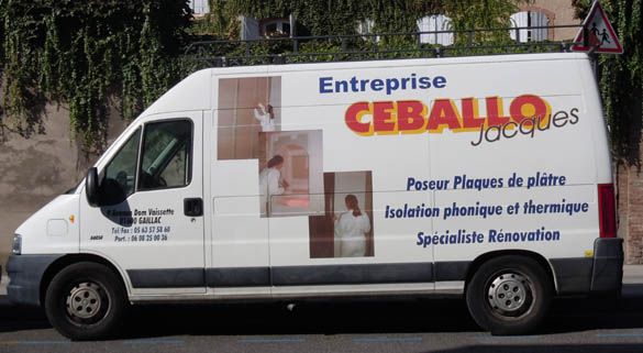 Poseur de plaques