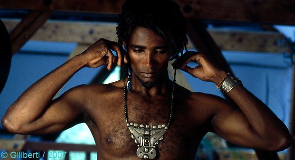 Divian-noir.jpg