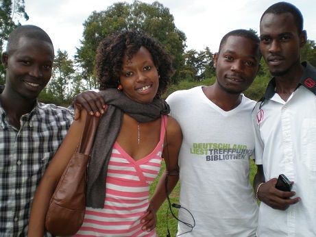 2013_12_22_Kigali_Mont_avec_diana_P1012661.JPG