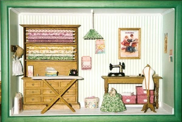 Vitrine-Atelier-Couturiere-01.jpg