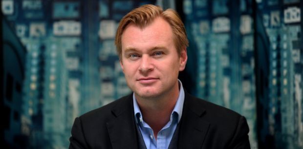 350124-christopher-nolan-aux-commandes-620x0-2.jpg