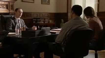 Hocine-et-Catherine-invites-malgre-eux-dans-le-bureau-de-.jpg