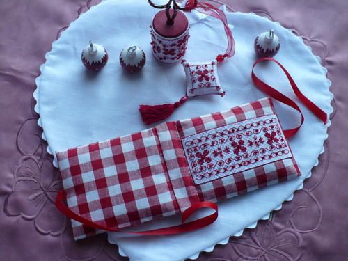 ensemble-rouge-brod--002.jpg