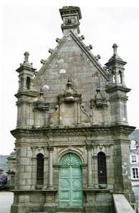 Ossuaire-Saint-Thegonnec-copie-1.jpg