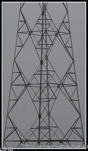 pylone-copie-1.jpg