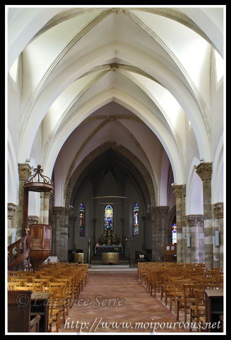 Eglise-Herisson-interieur-eglise.jpg