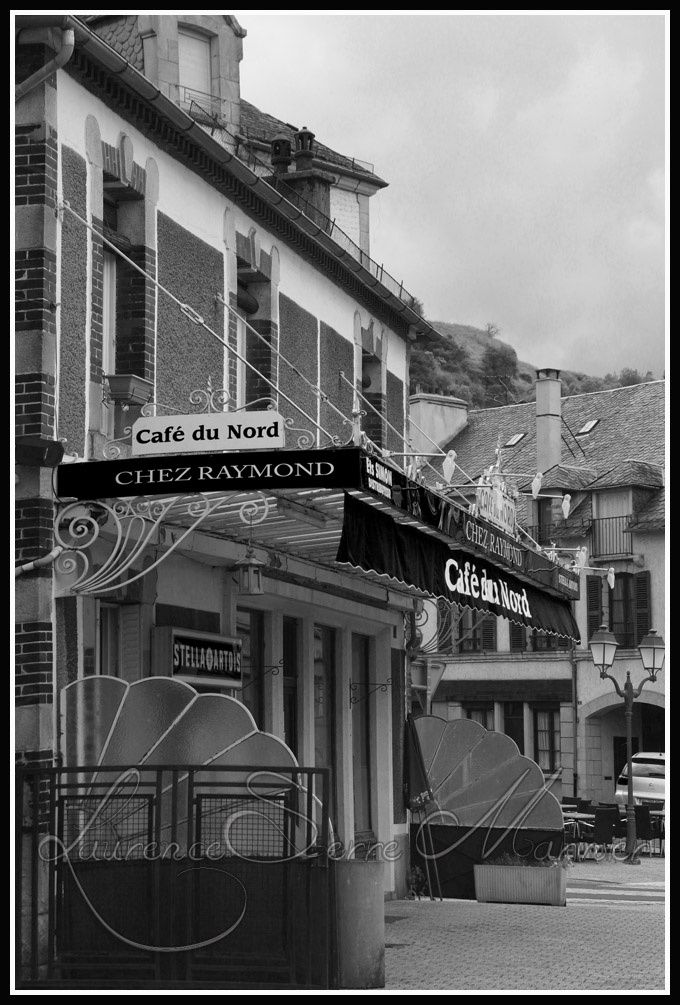 Riom-es-Montagne-Cafe-du-Nord.jpg