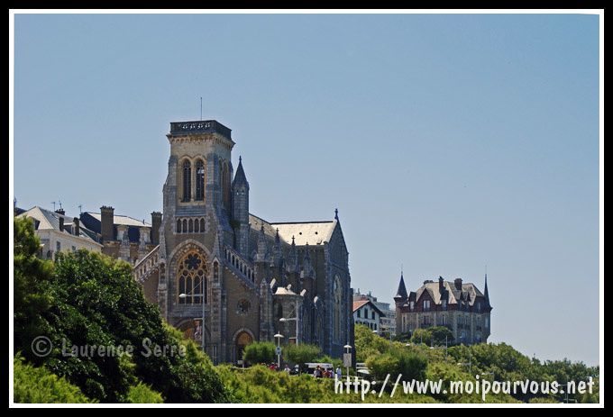 biarritz-et-la-cathedrale.jpg