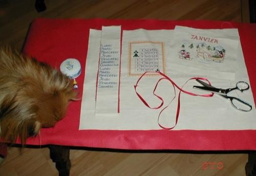 Calendrier-broderies-finies-1.JPG