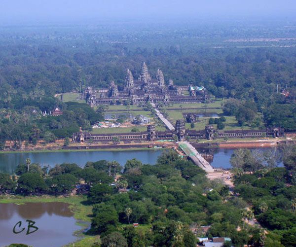 Angkor Vat depuis la montgolfière