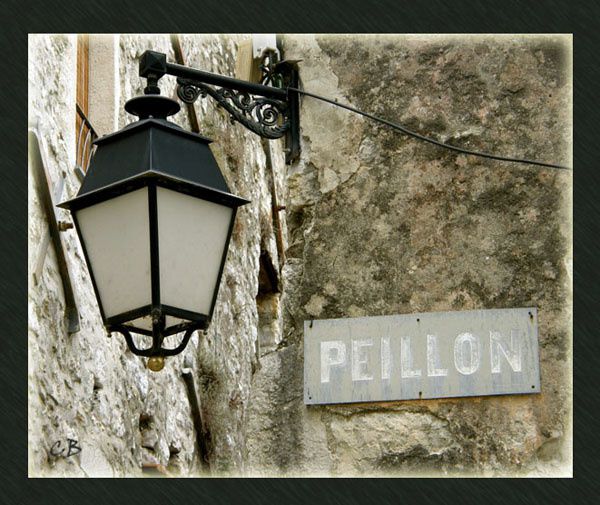Peillon lanterne