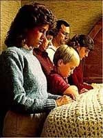 famille-en-pri--re.jpg