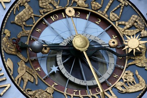 voyance-astrologie-specialiste-avenir-affectif-professionne.jpg
