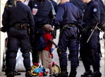 police-et-enfant.jpg