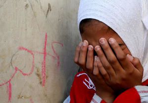 fille-gaza-pleure.jpg