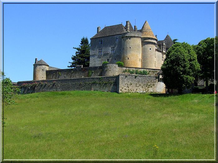 Une forteresse médiévale que le temps a adouci