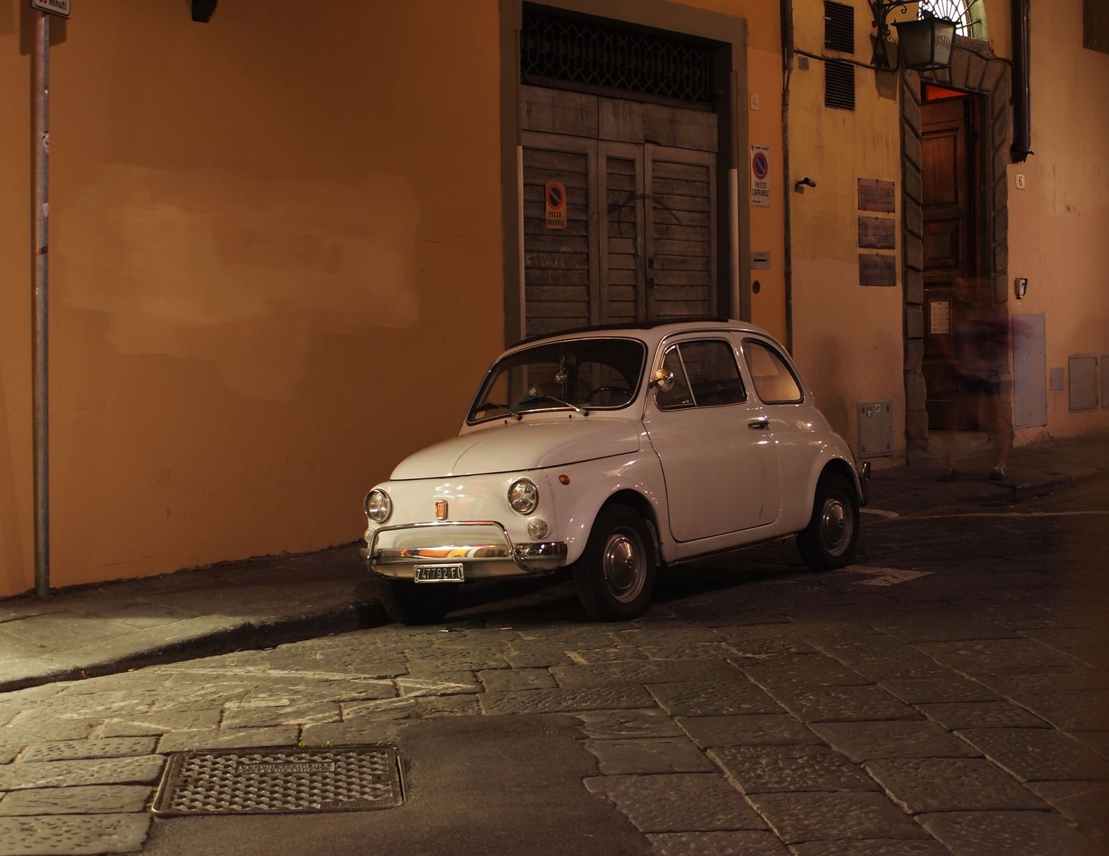 FIAT-500-trois-quarts-avant-gauche.JPG