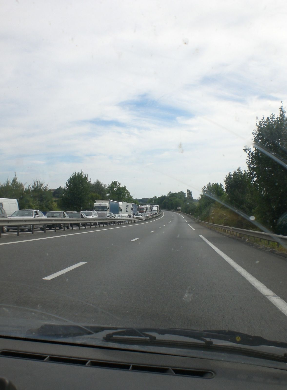 Bouchons-sur-RN-10-vers-Angouleme.JPG