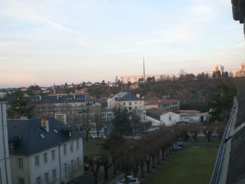 Un-aspect-de-Poitiers.JPG