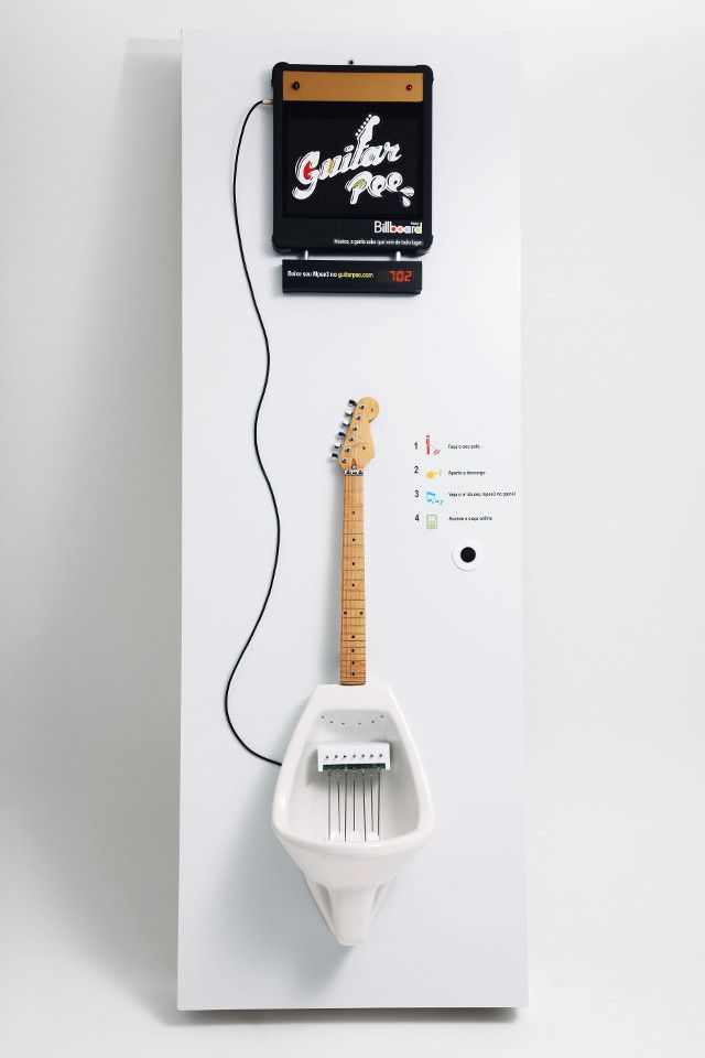 117-guitar-urinal.jpeg