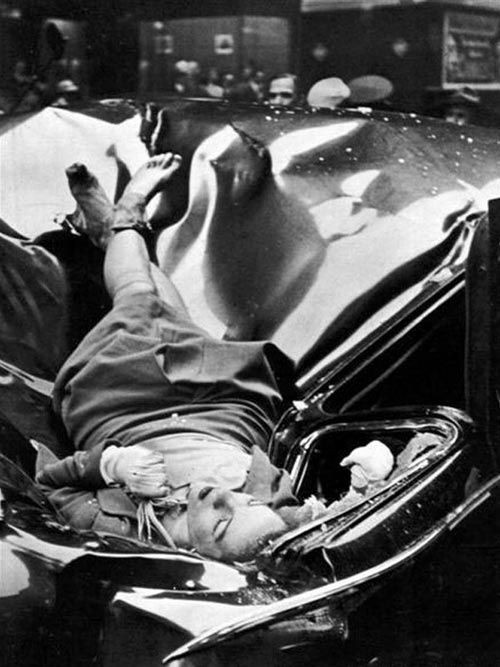 The-suicide-of-Evelyn-McHale-by-Robert-Wiles.jpeg