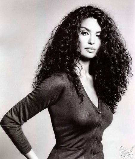 fAfef-Jnifen--Italian-Tunisian-actress--model-and-TV-host.jpeg