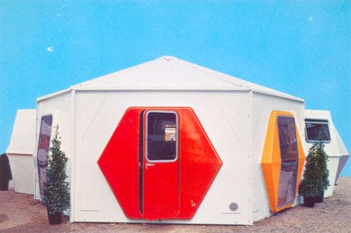 The-Hexacube-foldable-house-leisure-unit-designed-by-George.jpg