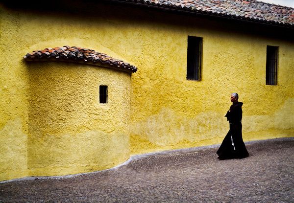 Steve-McCurry-Colors-of-Italy03