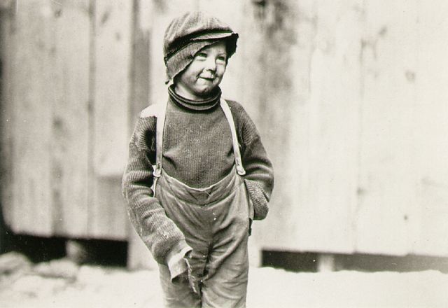 Hine Lewis - Enfant des rues (1910)