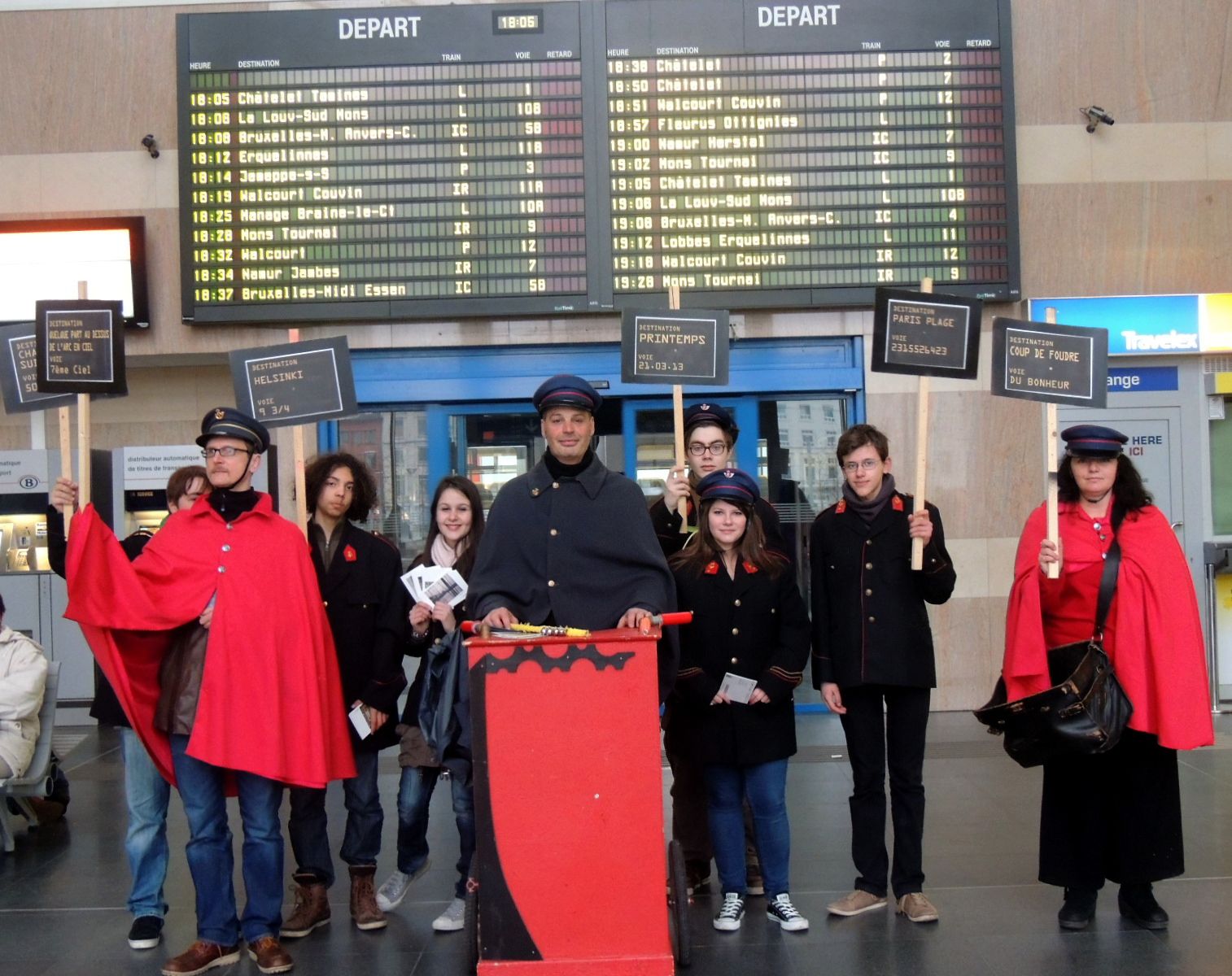 interventions poétiques à la gare de Charleroi