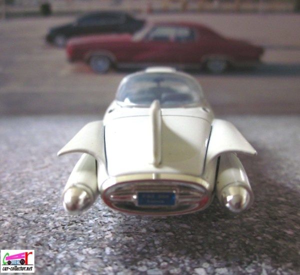 1956-gm-firebird-II-pontiac-firebird-general-motor-copie-3