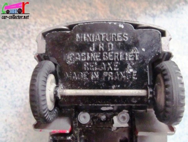 cabine-berliet-relaxe-jrd-berliet-gak-poubelles-re-copie-1