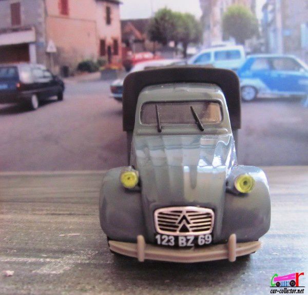 FASCICULE N°26 CITROEN 2CV PICK-UP BACHE 1963 1/43 - car-collector.net:  collection voitures miniatures