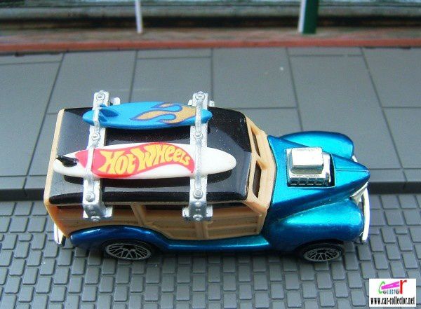 40-woodie-surfboards-action-pack-1999