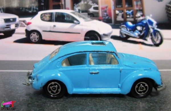 volkswagen-coccinelle-1302-majorette-vw-cox (5)