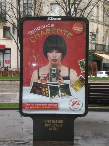 Pub-La-Charente.JPG