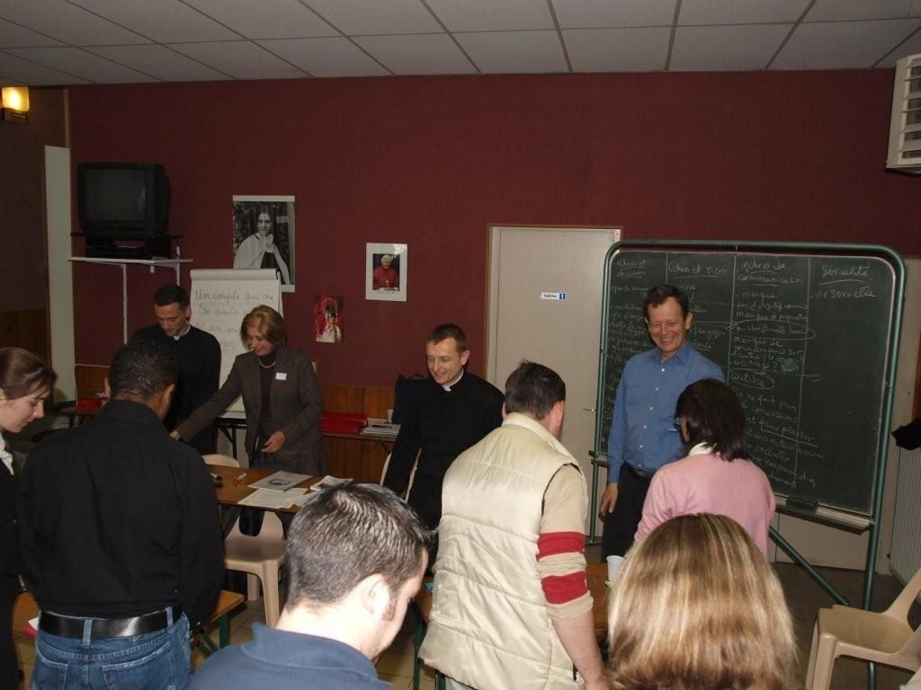Début de la session. on se présente.