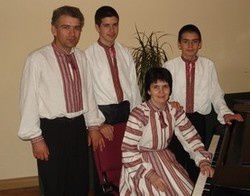 Ensemble-ukraine-foto-01.jpg