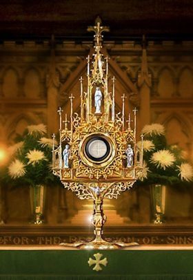 Magnifique-Saint-Sacrement-parousie.over-blog.fr.jpg