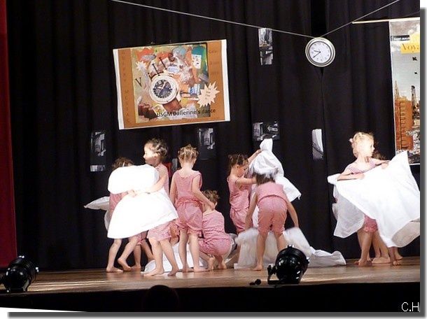 Ballerine-Dance-2013-en-wagon--couchettes.jpg