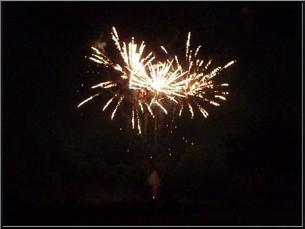 feu d'artifice Guipry 13 Juillet 2011 U. 2