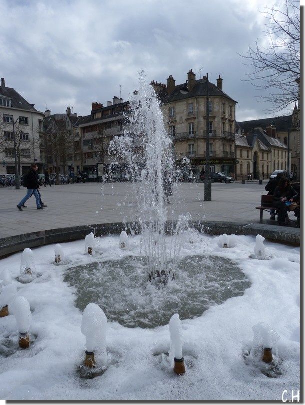 Fontaine-Rennes.jpg