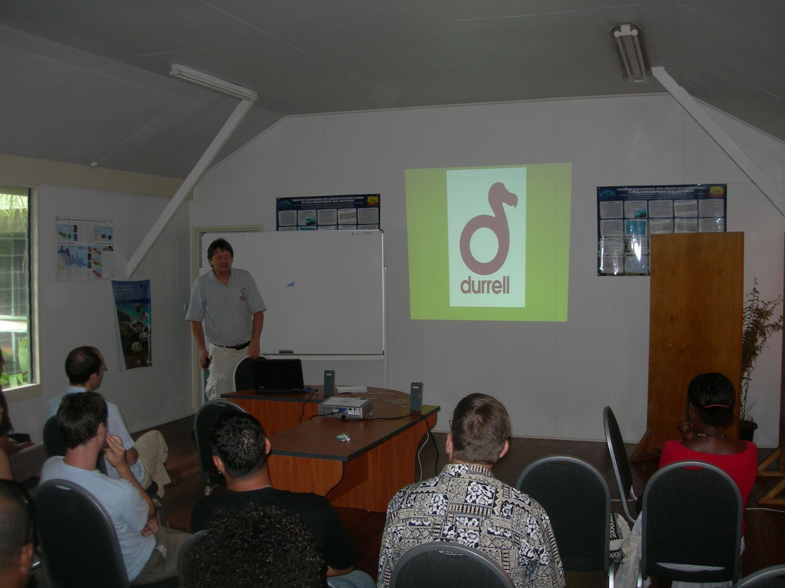 FIJI-12-13-juillet-2009-Carl-Jones.jpg