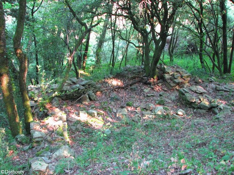 chateau de Saissac 40 Ruine de l'ancien village médiéval