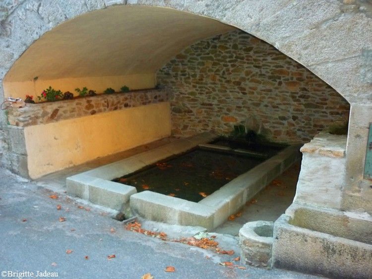 chateau de Saissac 83