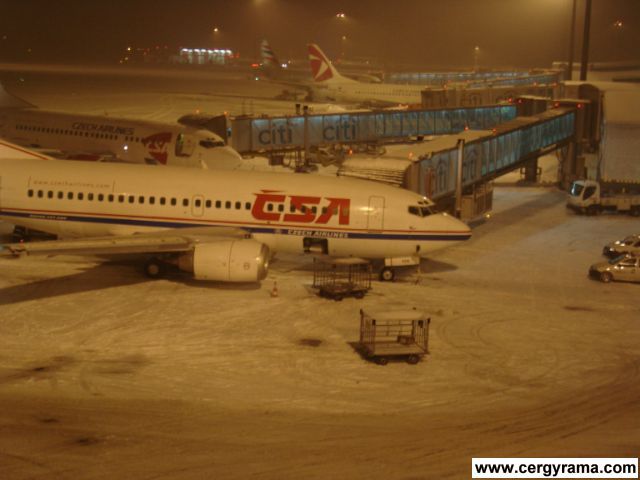 aeroport-prague-00.JPG